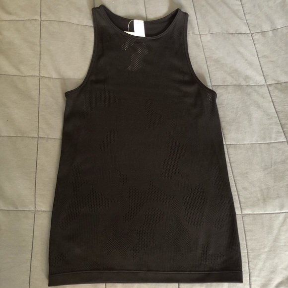 NWT Fabletics Clara Sculptknit Tank - Picture 6 of 7
